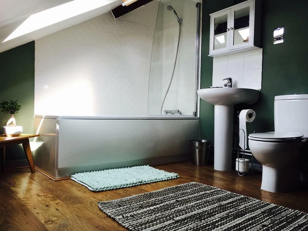 Victorian Penthouse Apartment Gloucester