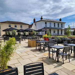 The Oakwood By Roomsbooked Gloucester